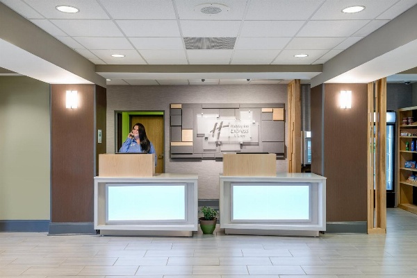 Holiday Inn Express Hotel & Suites Grenada image 7