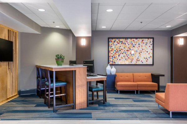 Holiday Inn Express Hotel & Suites Grenada image 9